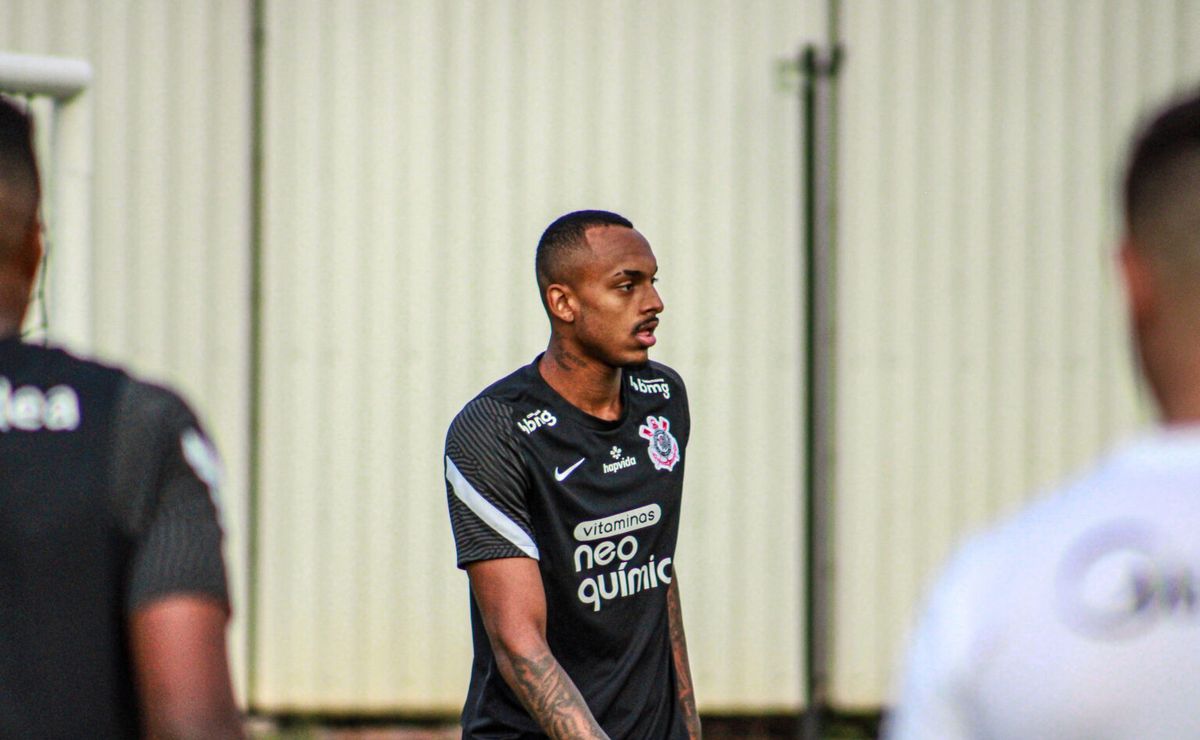 Raul Gustavo recebeu proposta de 250 mil euros de clube português antes de acerto na Hungria