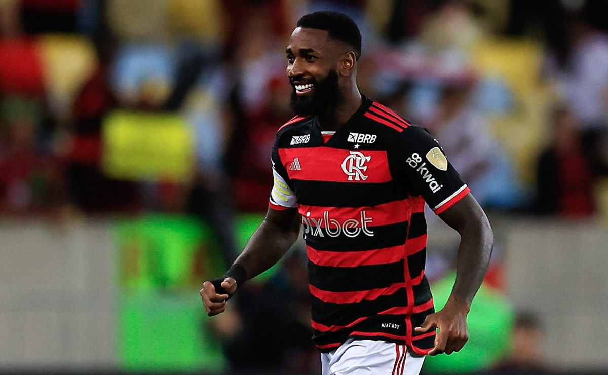 Tite surpreende ao trazer Gerson de volta ao Flamengo no mercado.