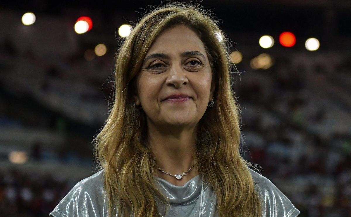 Palmeiras de Leila Pereira conta com Maurício após Flamengo liberar contratação
