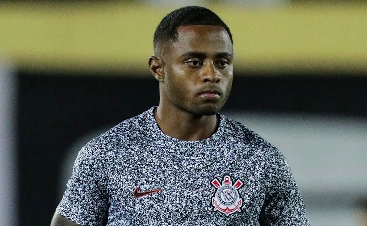 Diego Palacios passa por cirurgia no joelho e se irrita no Corinthians.