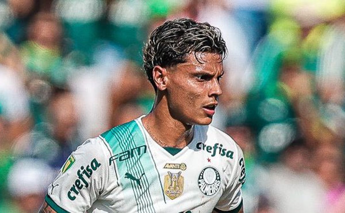 Richard Ríos recebe definição e permanece no Palmeiras para próxima temporada