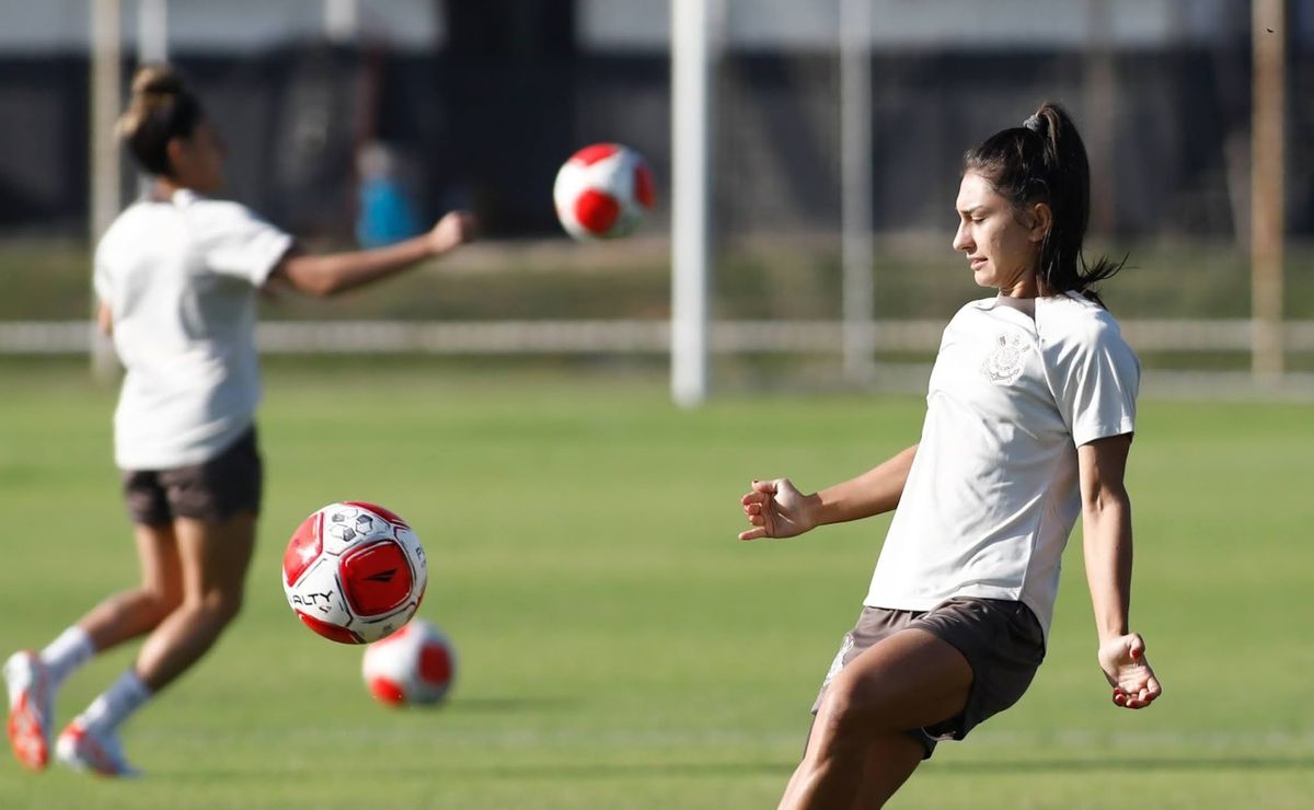 Preparação intensiva do Corinthians Feminino para o Majestoso com três clássicos.