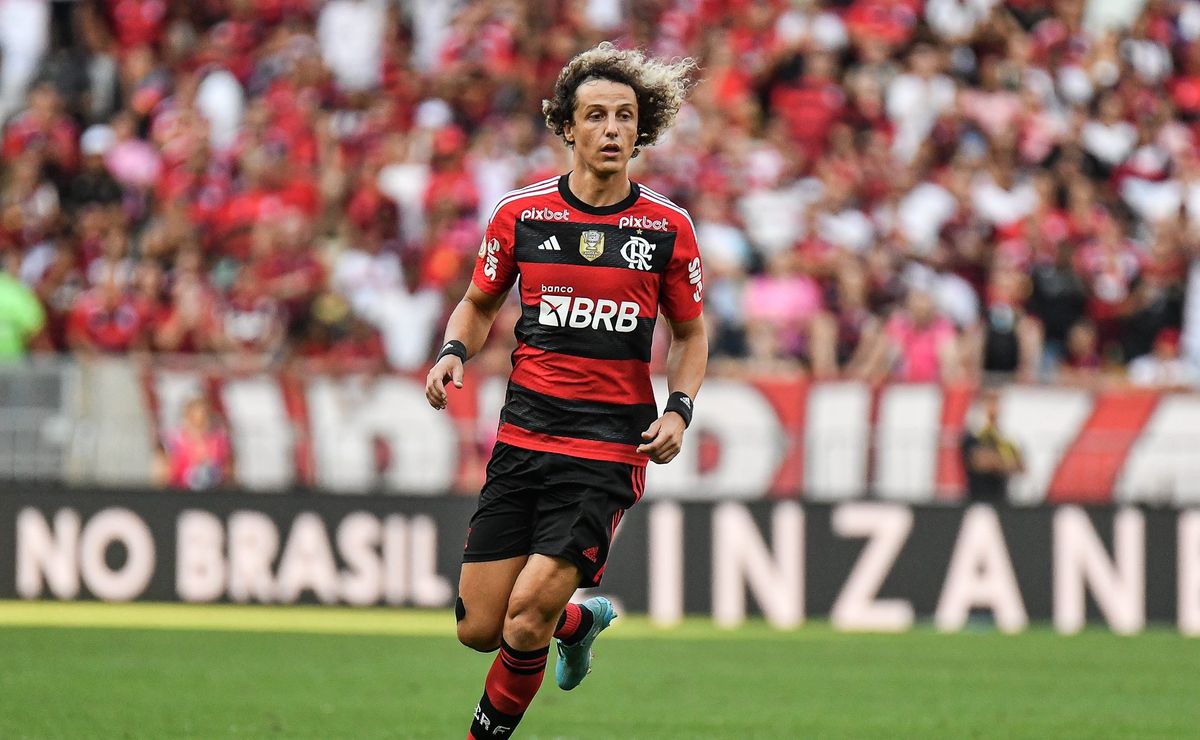 David Luiz recebe nova oportunidade e será titular no Flamengo de Tite