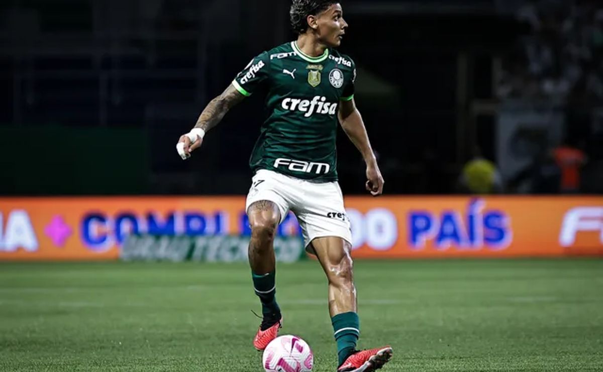 Richard Ríos, destaque do Palmeiras, brilha em partida da Copa América pela Colômbia.