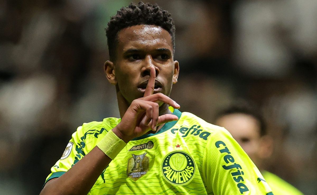 Estevão analisa jogo contra Grêmio: confiança no empate ou virada.