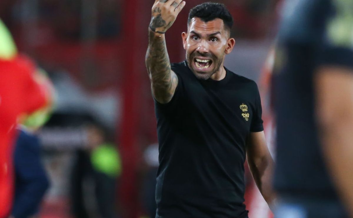 Corinthians negocia contratação de Tevez, destaque pelo estilo ofensivo e intensidade