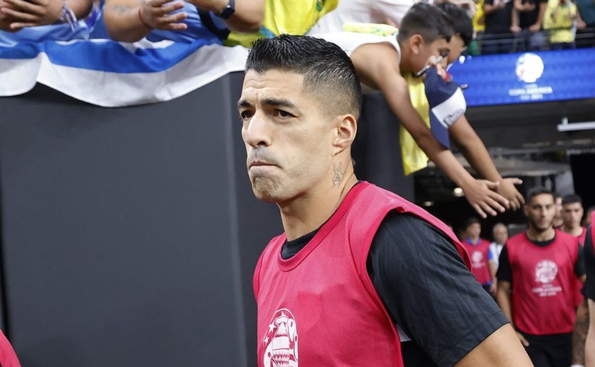 Brazil eliminated, Suarez criticizes former Flamengo: “Reserva do Arrascaeta”