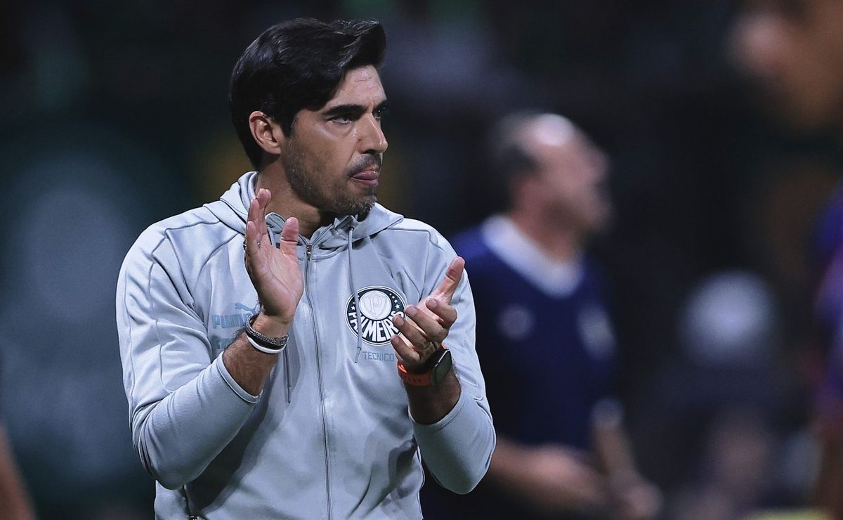 Palmeiras busca manter domínio sobre Atlético-GO em confronto no Allianz Parque.