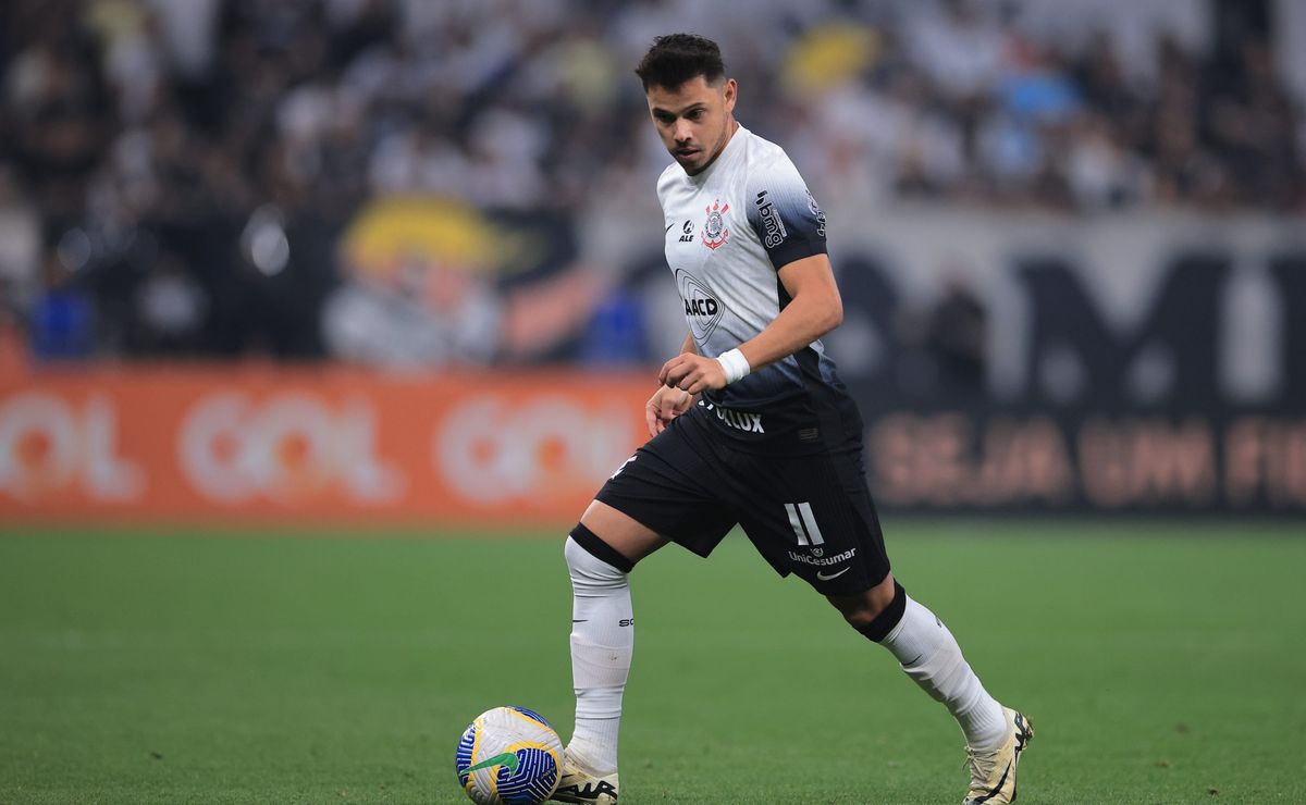 Cobranças aumentam sobre Romero após desempenho contra Vasco no Corinthians.