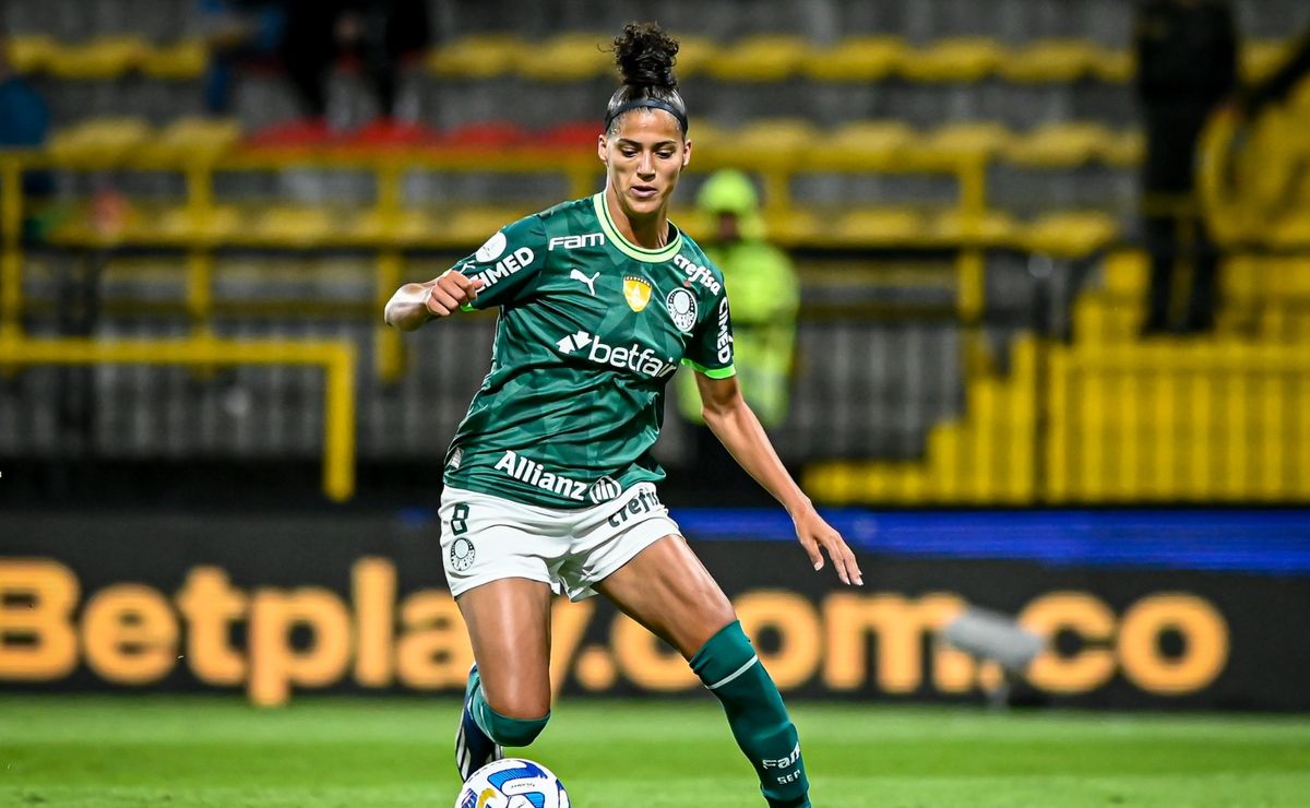 Palmeiras feminino: Amanda Gutierres destaca-se na temporada e equipe goleia no Paulistão.