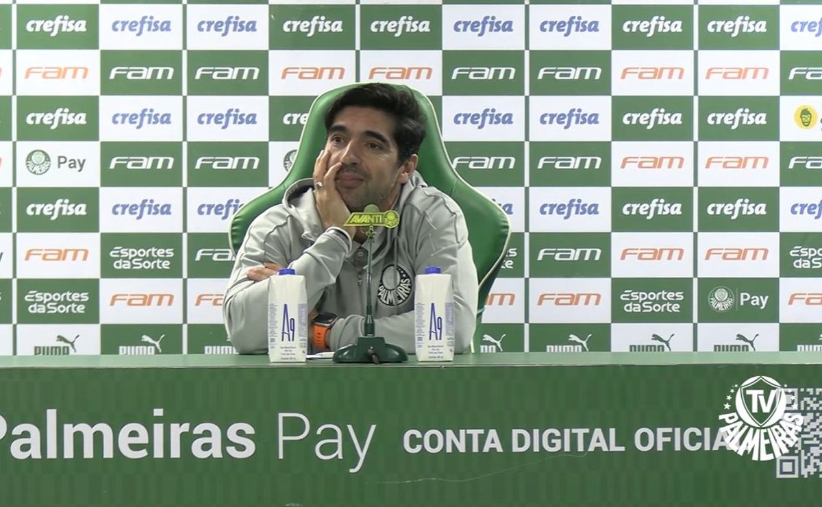 Abel Ferreira comenta sobre chance desperdiçada por Dudu no Palmeiras
