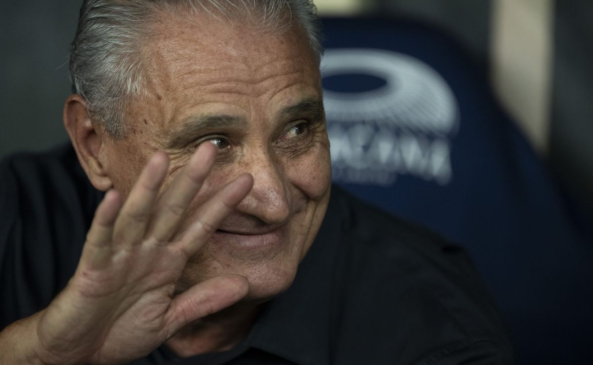 Flamengo de Tite próximo de anunciar reforço que Palmeiras descartou.