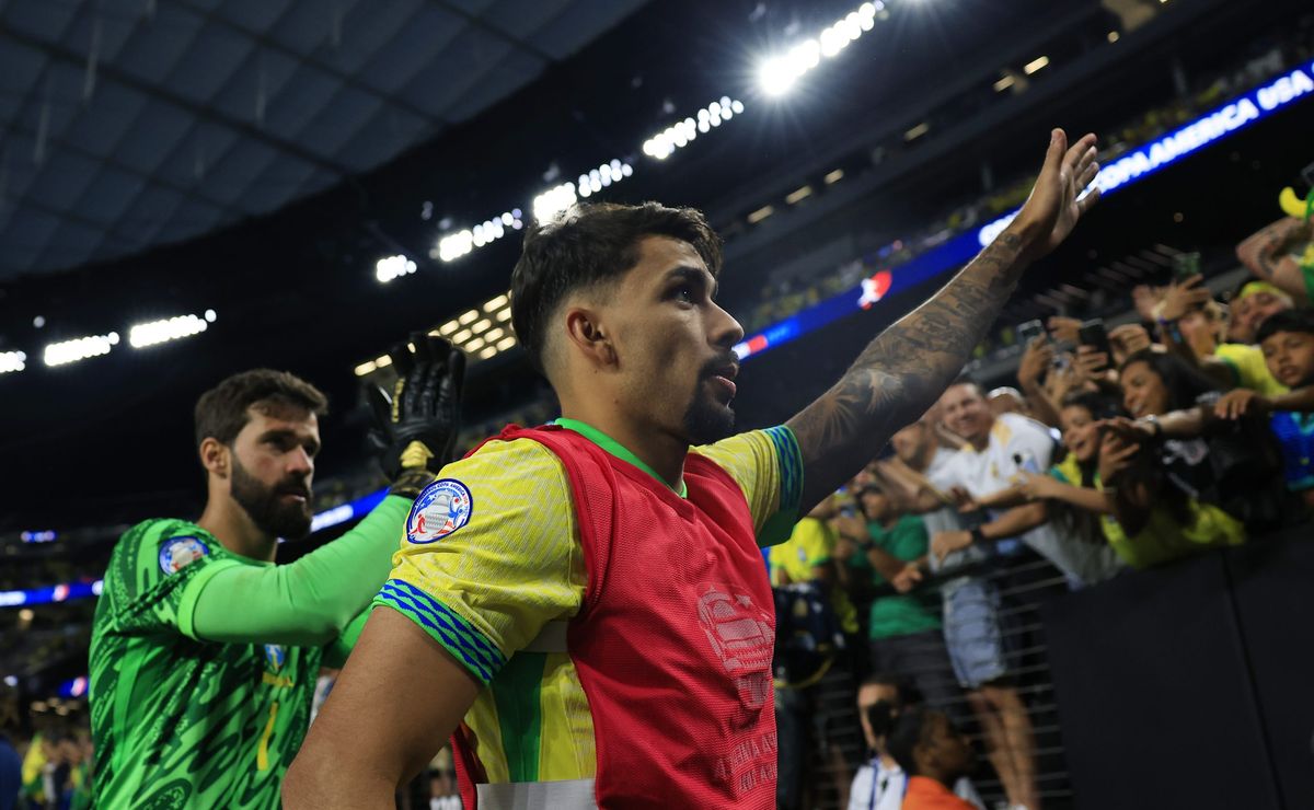 Contratação de Paquetá eleva critérios financeiros para possível negociação por Claudinho.