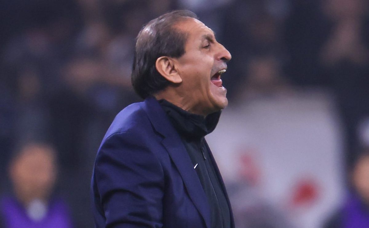 Ramón Díaz destaca falhas no Corinthians apesar da vitória na estreia.