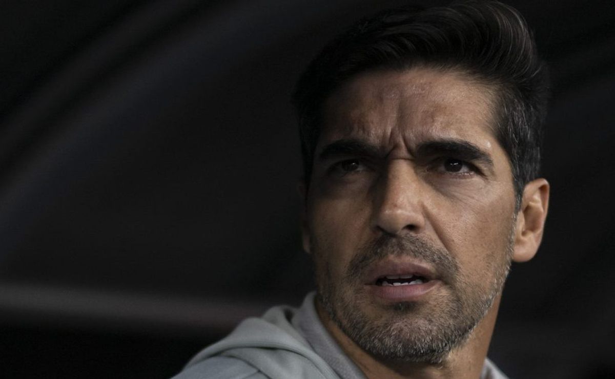 Abel Ferreira destaca jogo franco e vertical do Botafogo contra Palmeiras