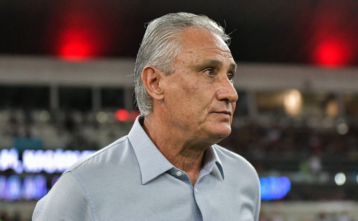 Tite deixa meio-campista de fora de partida decisiva do Flamengo contra o Criciúma