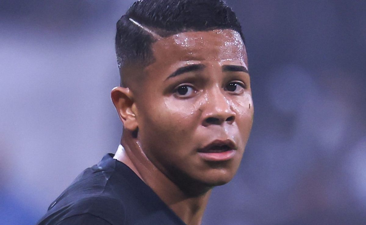 Corinthians negocia contratação de atacantes para substituir Wesley e Yuri Alberto no banco