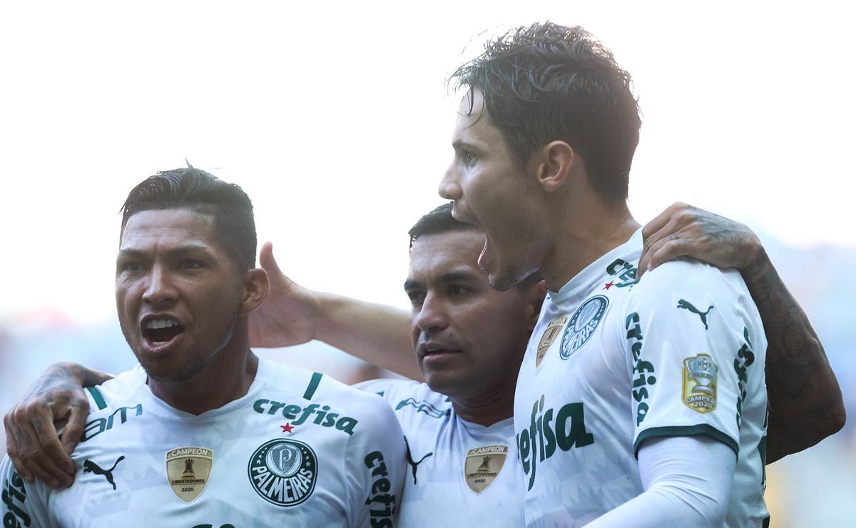 Oferta milionária do Zenit por Raphael Veiga é recusada pela presidente Leila.