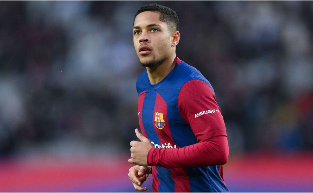 Corinthians: vitor Roque decide permanecer na Europa, confirma portal.