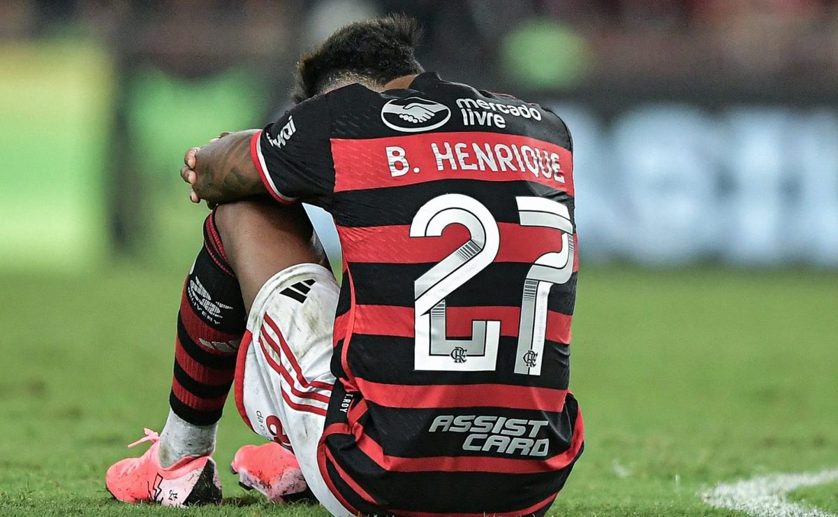 Abel ficou sabendo: Bruno Henrique pode desfalcar o Flamengo contra o Palmeiras