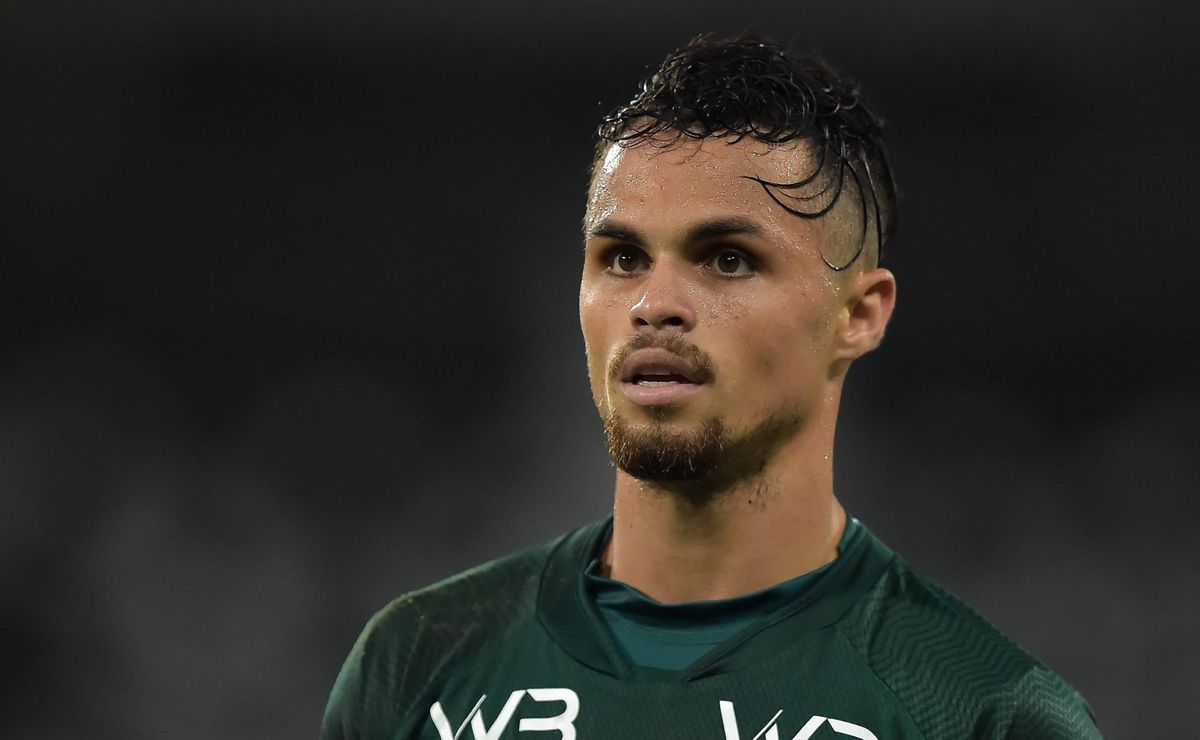 Flamengo e Bahia disputam contratação de Michael, jogador cobiçado pelo Grupo City.