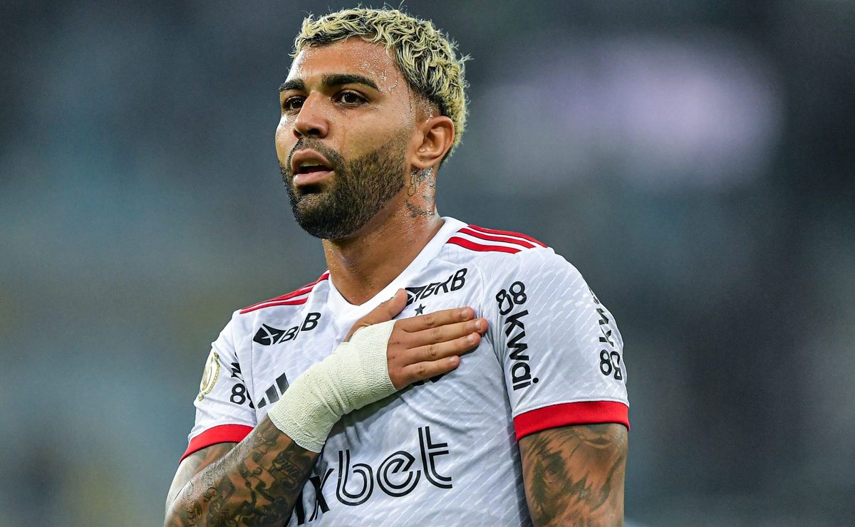 Gabigol realiza sonho de torcedor mirim do Flamengo: "esperamos tanto por esse momento"