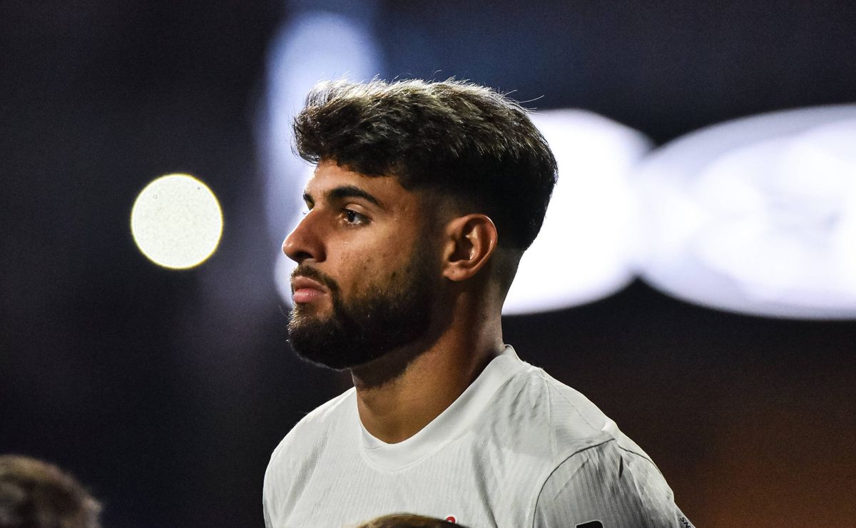 Substituto de Yuri Alberto definido rapidamente no Corinthians: Giovane ganha espaço.