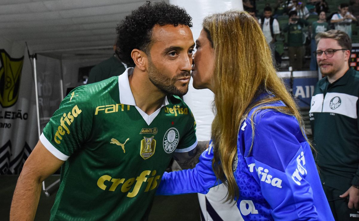 Tite prevê Felipe Anderson como arma de Abel Ferreira em Palmeiras x Flamengo.