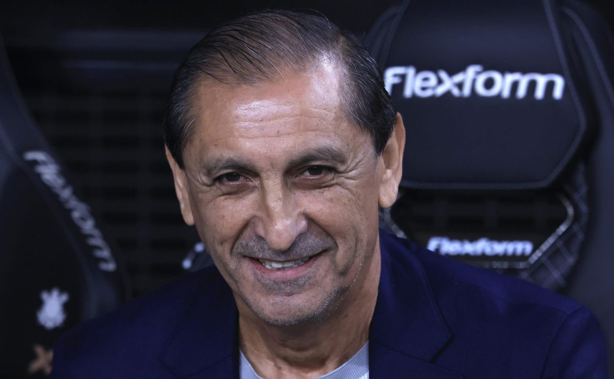 Análise de Ramón Díaz: Corinthians superior no segundo tempo contra Grêmio