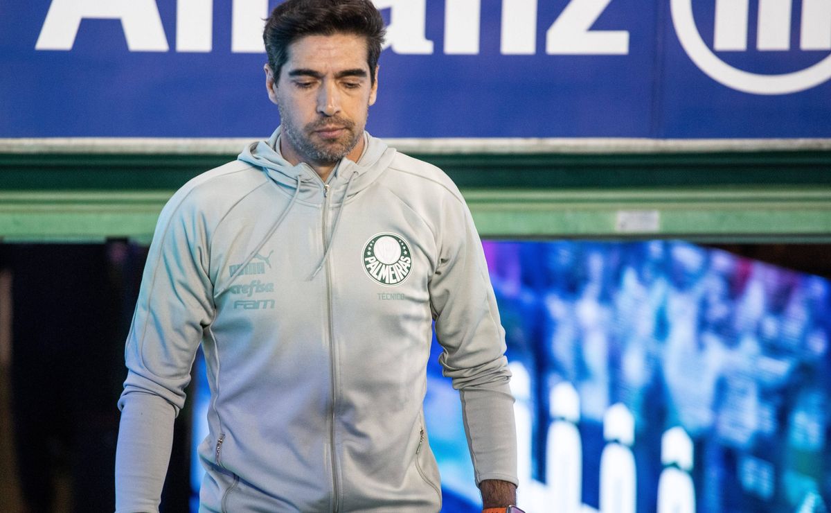SERÁ PUNIDO?? Análise pelo STJD analisa punição gravíssima por expulsão de Abel Ferreira no Palmeiras