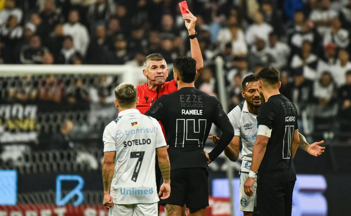 Raniele e mandos de campo: análise das punições ao Corinthians