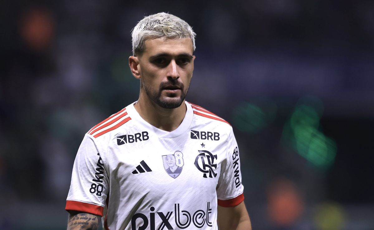 flamengo pode assumir a liderança do brasileirão com vitória sobre o palmeiras