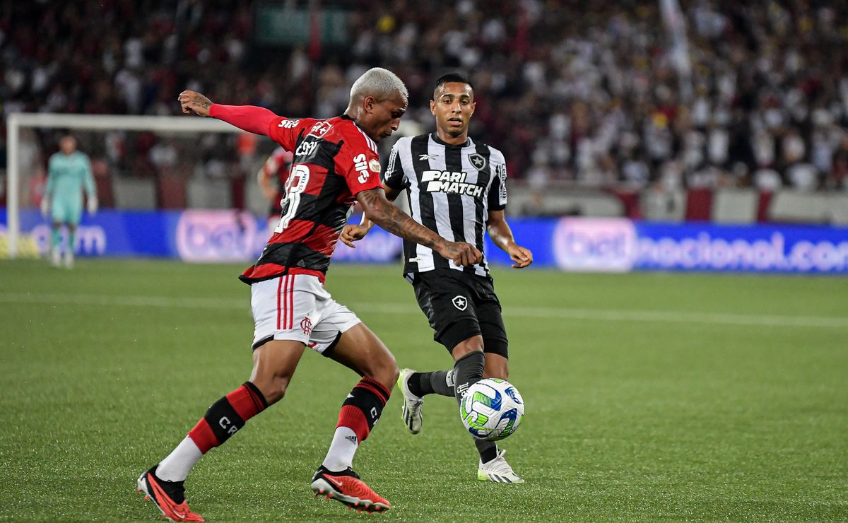 Flamengo recebe proposta milionária da Atalanta por Wesley: torcida reage