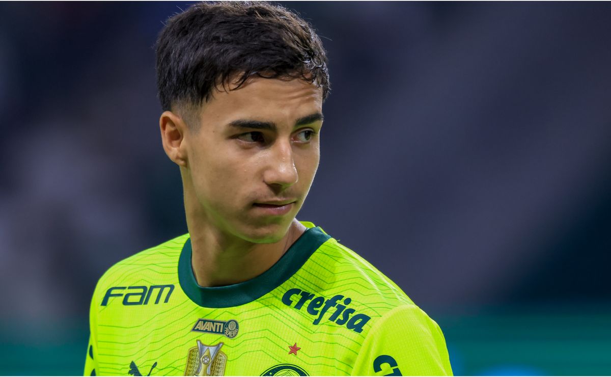 Interesse de Gigantes Europeus em Vitor Reis, do Palmeiras
