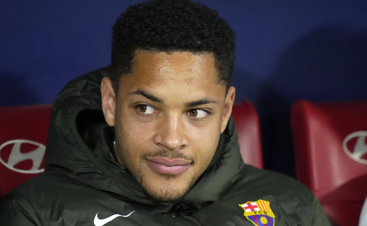 Barcelona Aceita Negociar Empréstimo de Vitor Roque para o Flamengo