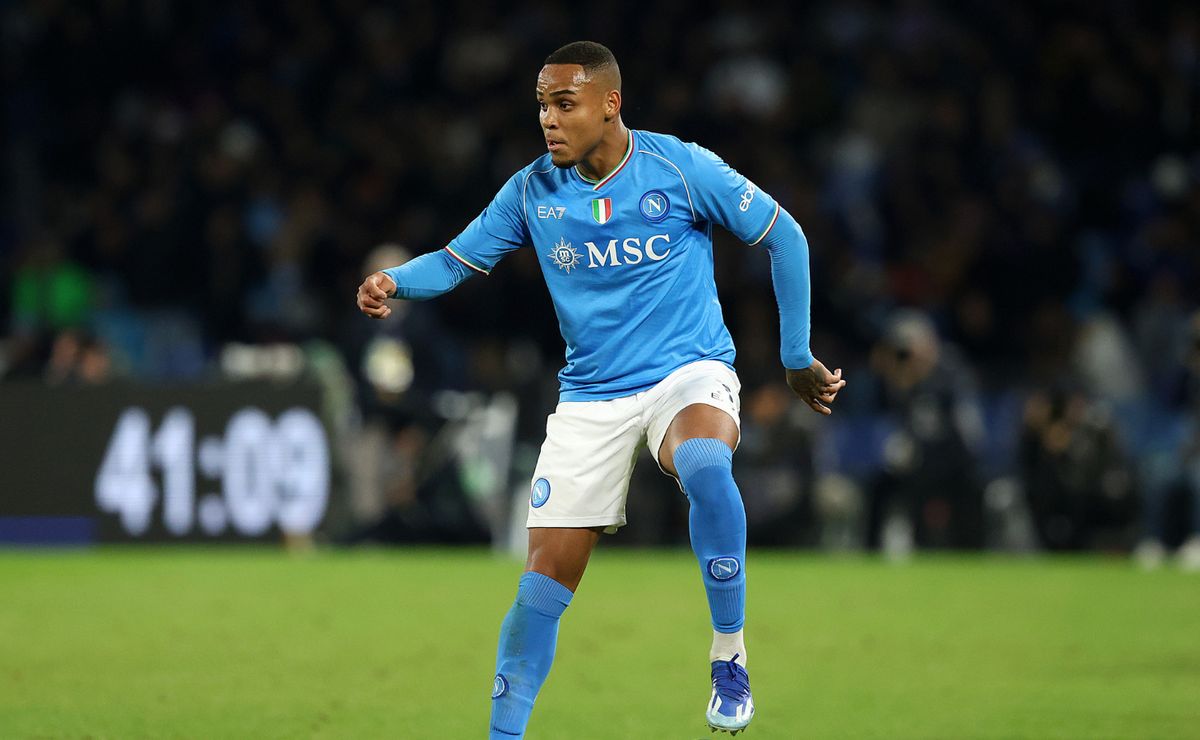 Emprestado pelo Napoli, Natan reforça time espanhol após passagem pelo Flamengo