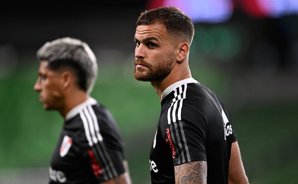 River Plate Aceita Liberação de Leandro González Pirez ao Corinthians, mas Diretoria Veta Negócio