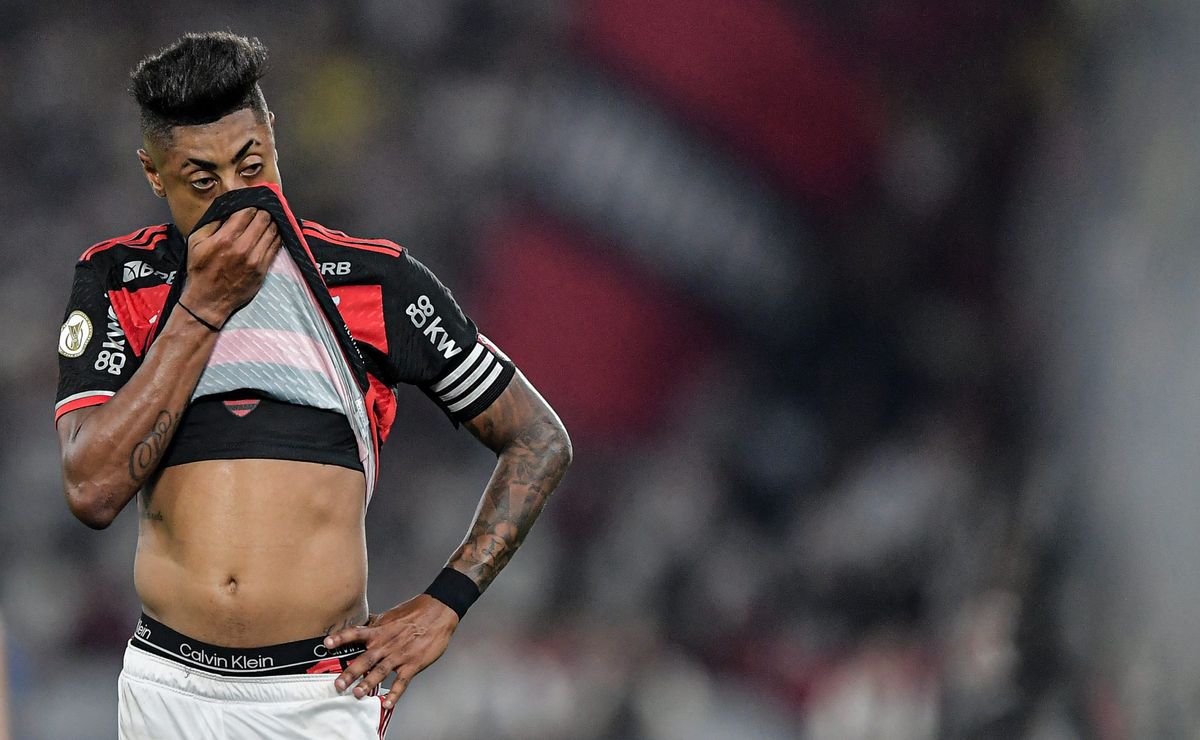 Renato Maurício Prado comenta sobre calendário apertado do Flamengo