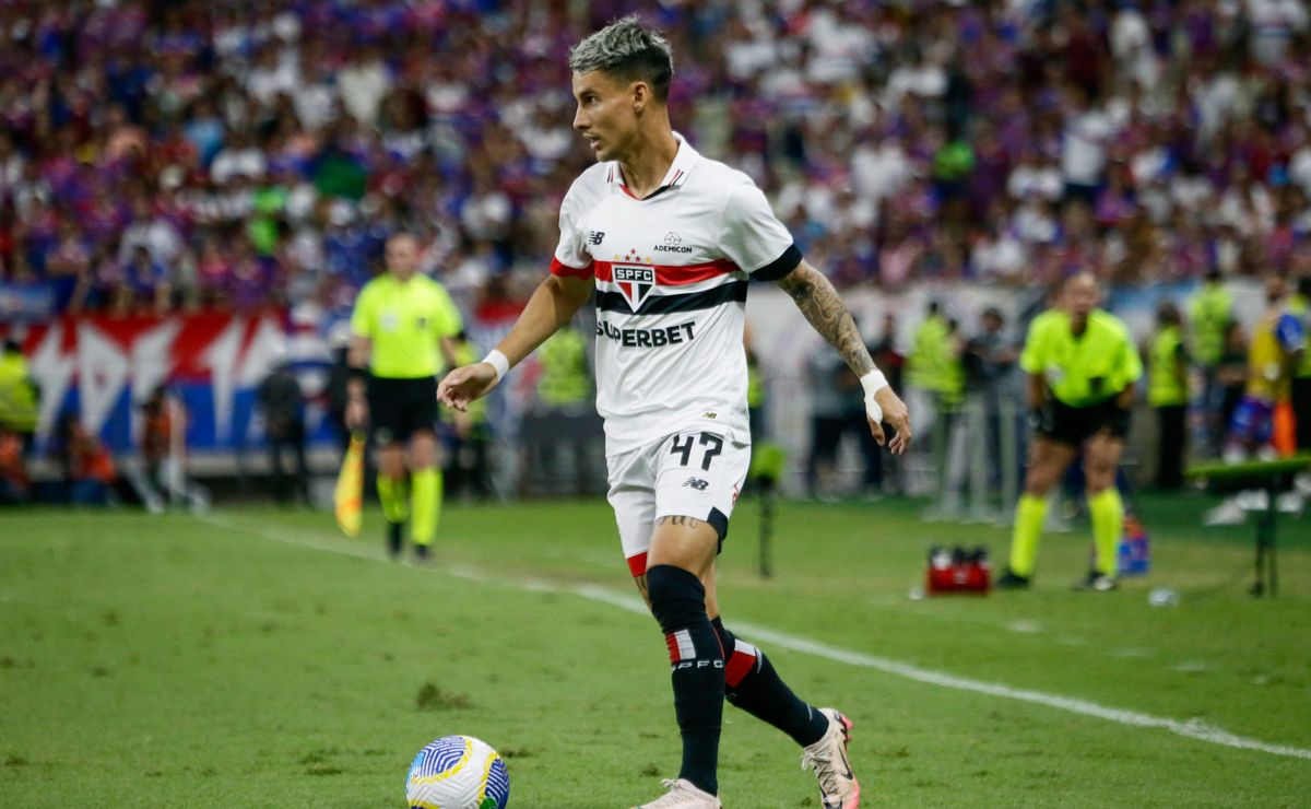 Desfalques importantes no São Paulo: quem substituirá Ferreirinha nesta quinta-feira?