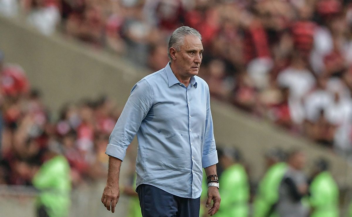Flamengo informa atualização médica sobre técnico Tite e descarta cirurgia.