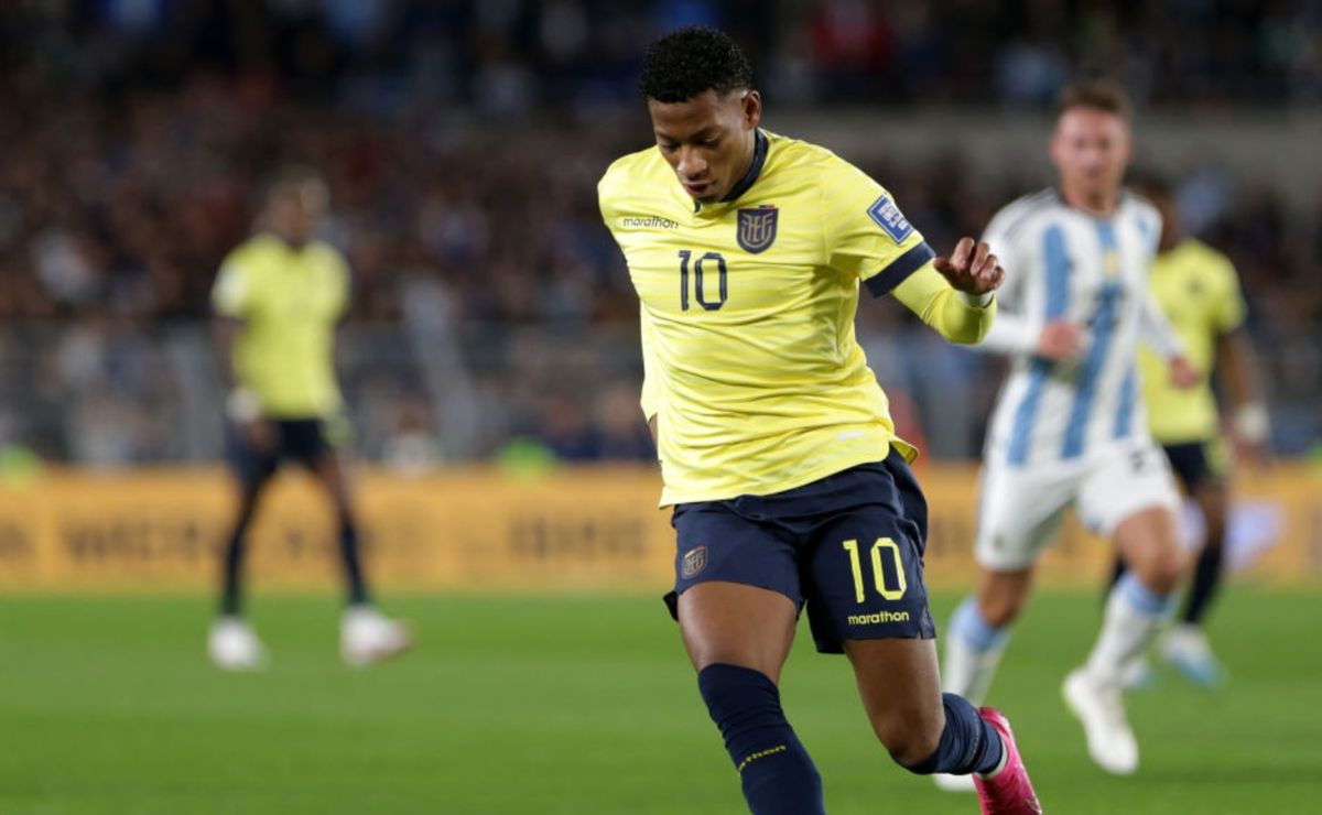 Flamengo Próximo de Anunciar Gonzalo Plata; Números de Desempenho Chamam Atenção