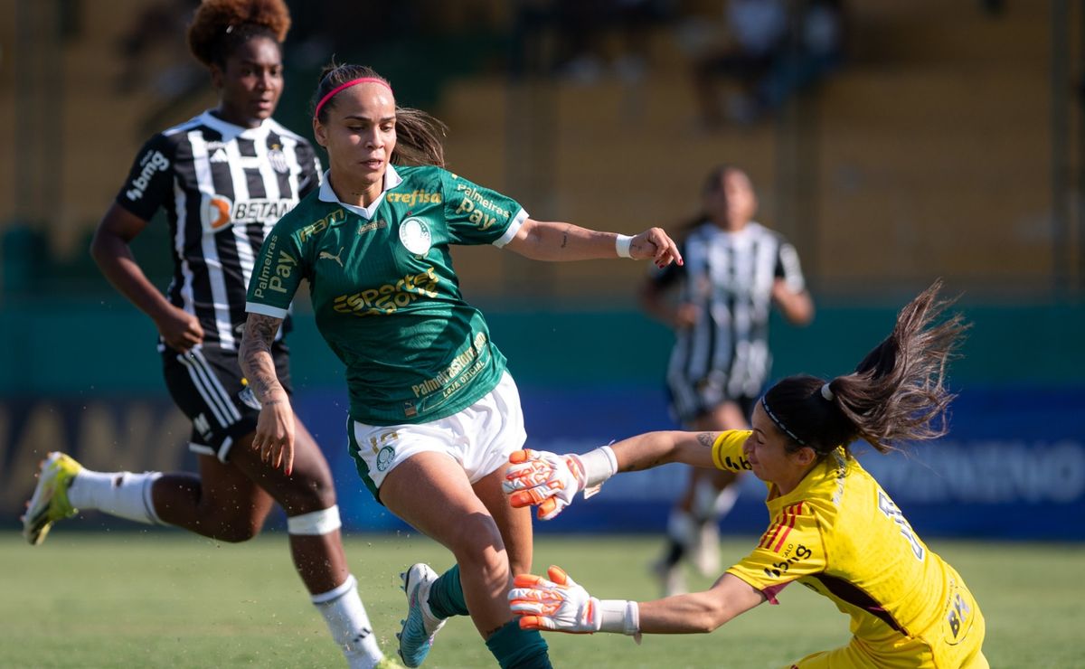 Palmeiras recebe reforço e Cruzeiro corre risco sem camisa 10 no Brasileirão Feminino