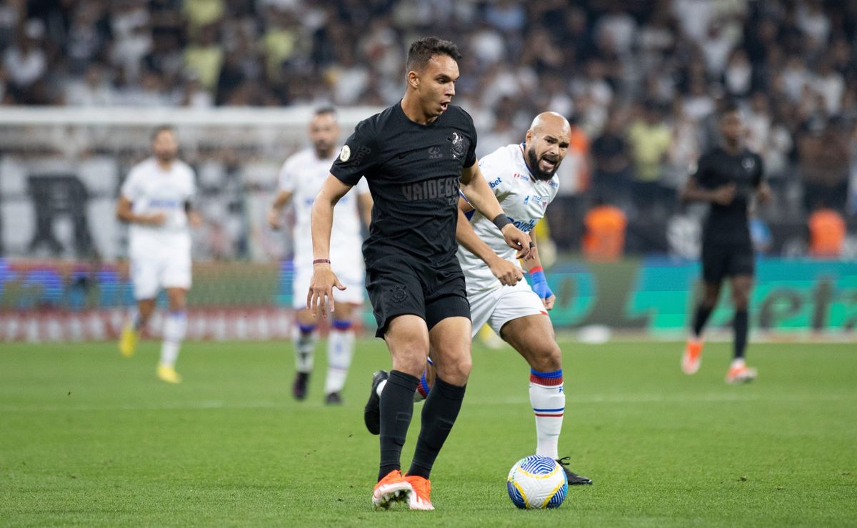 Clássico: Fortaleza x Corinthians - Horário, Escalações e Principais Informações da Partida