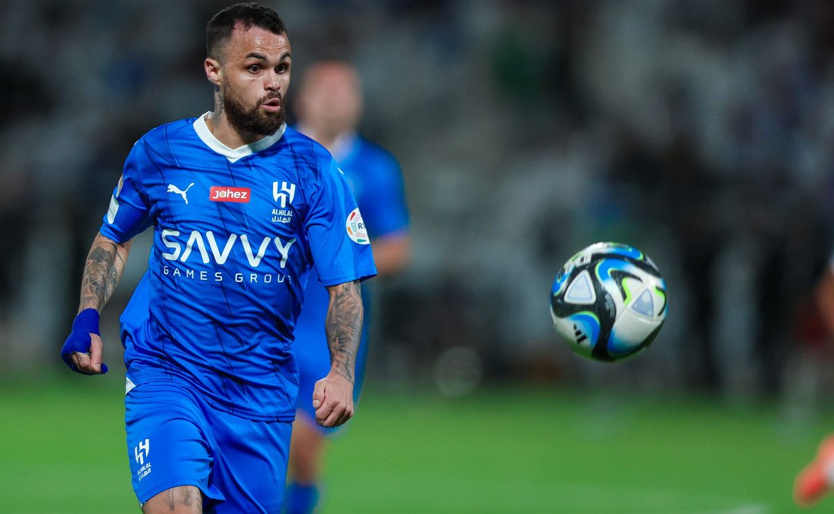 Desejo de Jogar no Flamengo Cresce após Conversa com Michael na Copa do Mundo