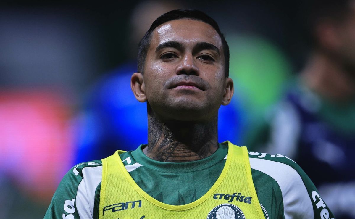Abel Ferreira barra Dudu no Palmeiras mesmo com bom desempenho nos treinos.