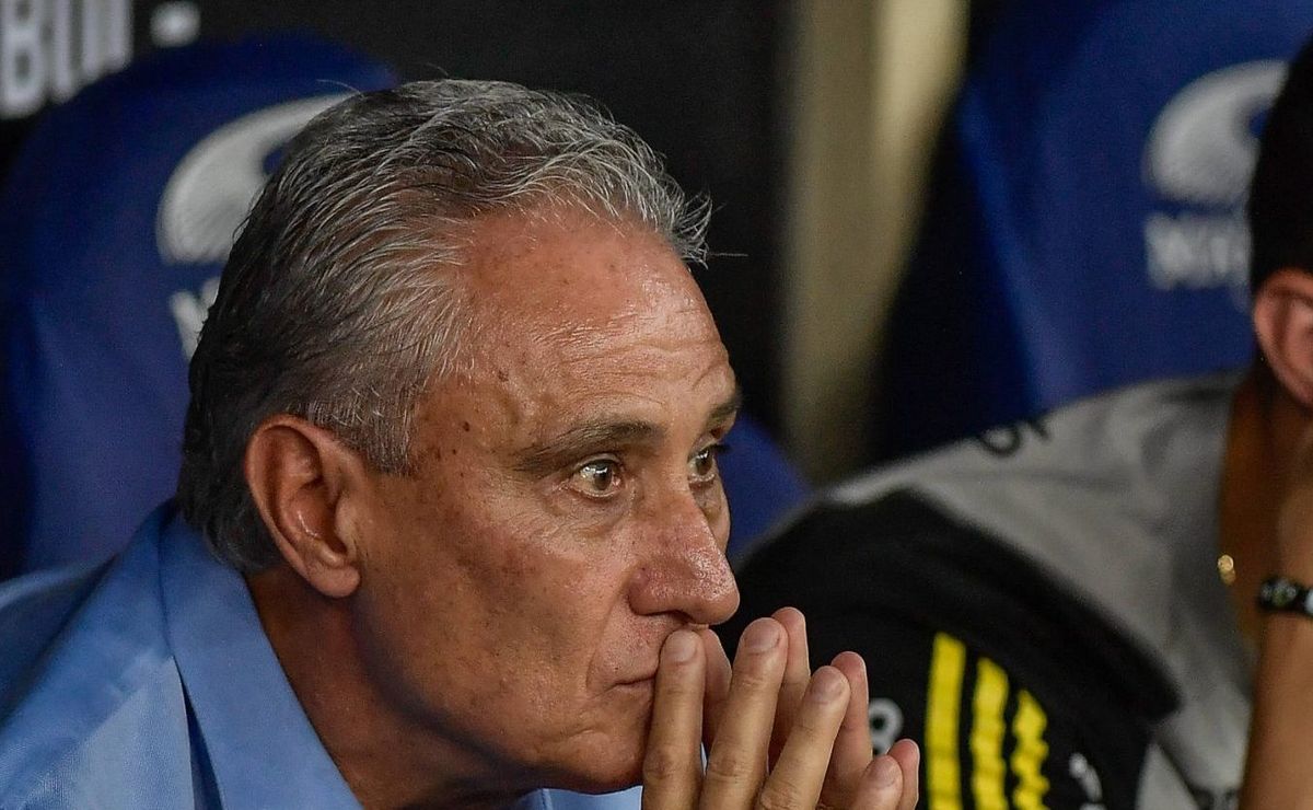 Tite foi fundamental para o Flamengo contratar Alex Sandro; Confira os bastidores