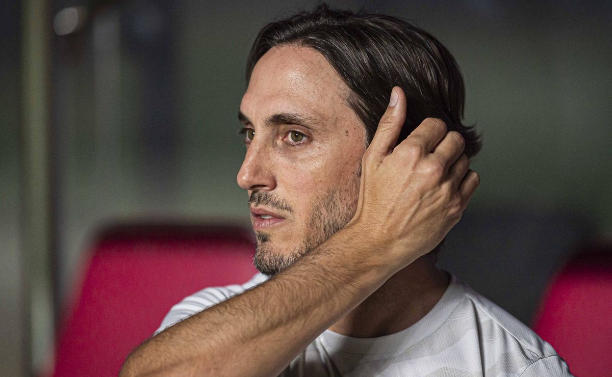 Time do São Paulo fica abalado com caso Izquierdo, revela Zubeldía