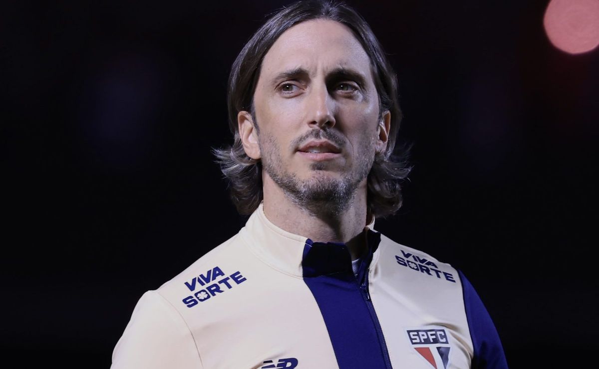 Derrota para Atlético influencia Zubeldía a fazer mudanças no São Paulo.
