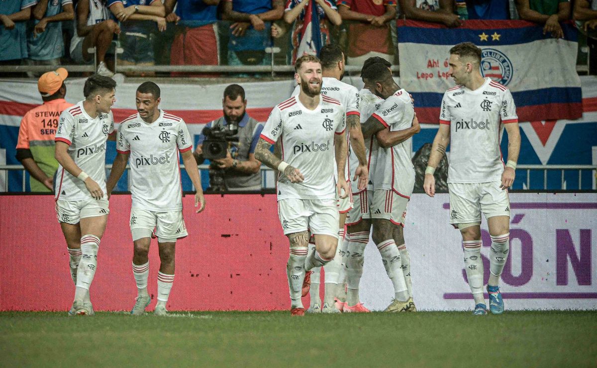 Flamengo precisará cortar reforço da Libertadores para quartas de final.