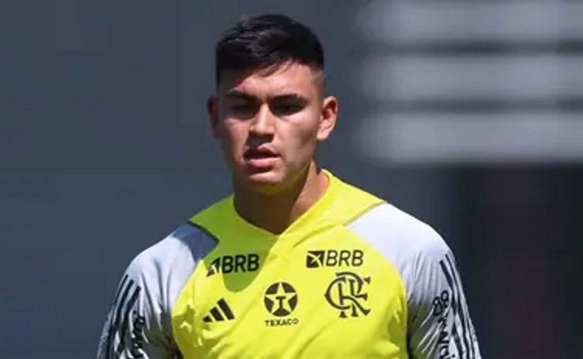Alcaraz surpreende, argentino no banco para início de Corinthians x Flamengo
